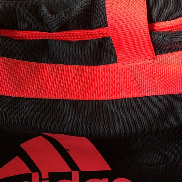 ❤️SOLD❤️Adidas Gym Bag - Neon Pink & Black - Picture 7 of 10